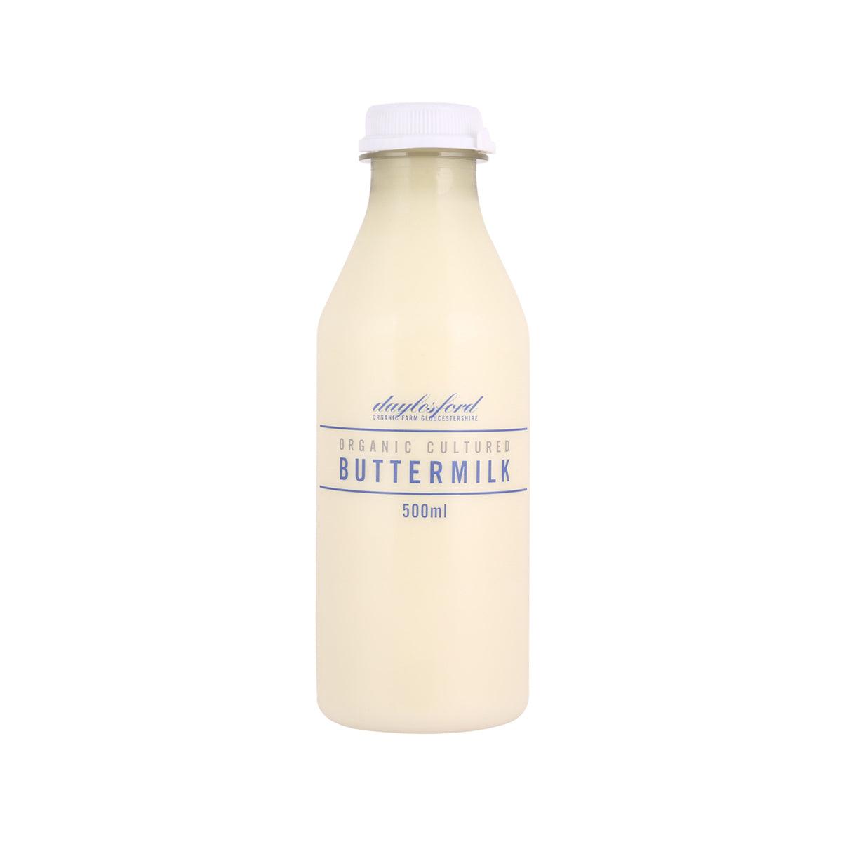 DAYLESFORD Organic cultured buttermilk bottle, 500 mL, cream color.