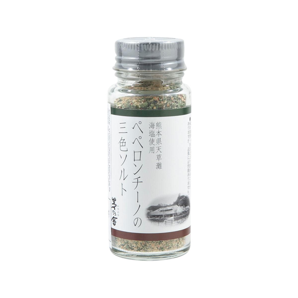 KAYANOYA peperoncino mixed sea salt in clear glass shaker bottle, 40 g