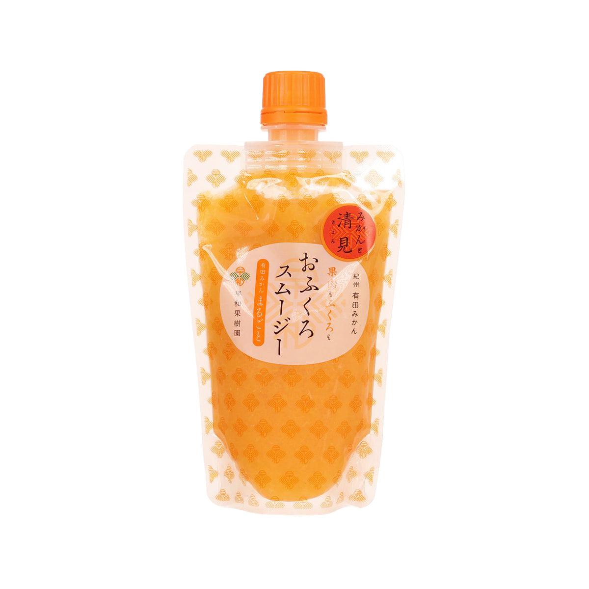 Mikan juice pouch with orange liquid and spout cap, 170g.