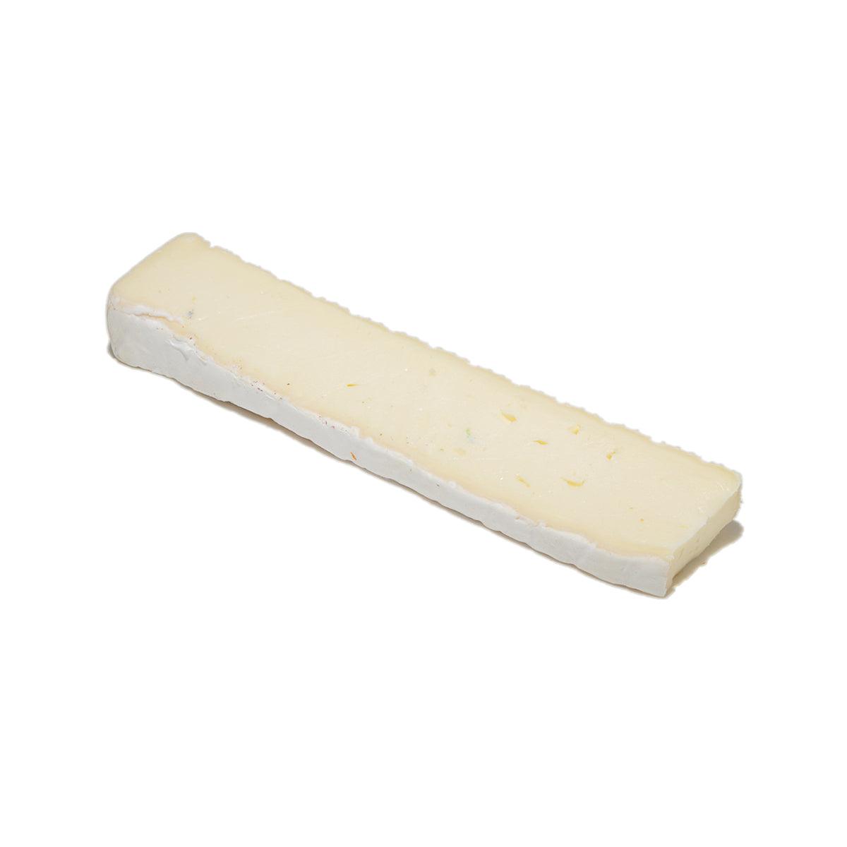 ROITELET Brie cheese log, creamy pale color with soft rind, 150 g
