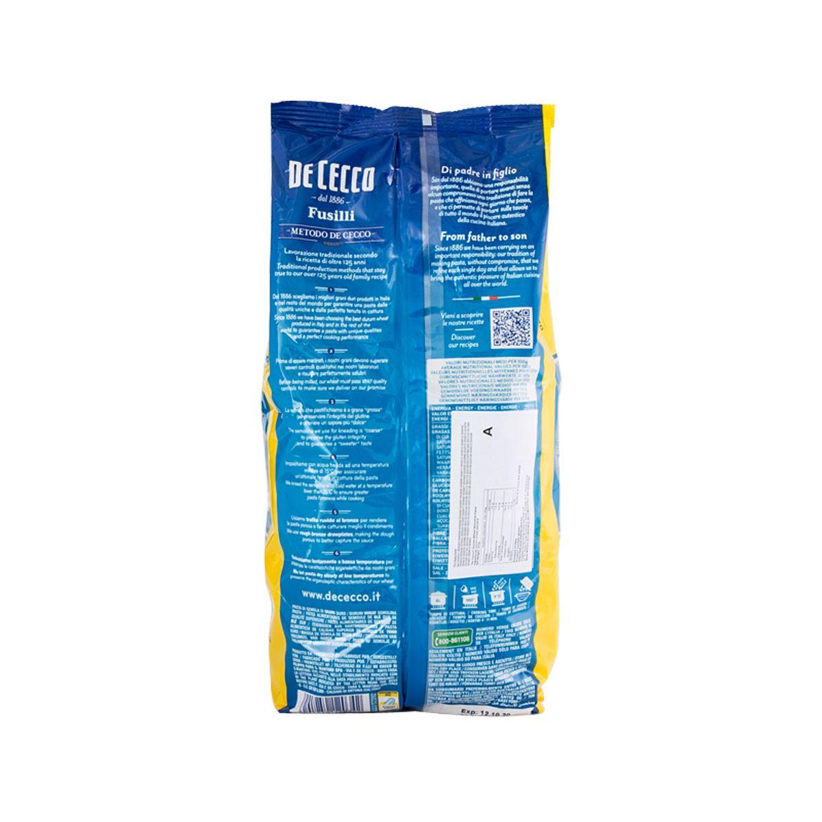 De Cecco fusilli pasta n°34 in 500g bag, back view with nutrition text