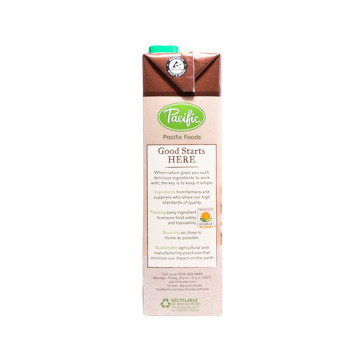 Organic mushroom broth carton back with Good Starts Here text and recyclable mark