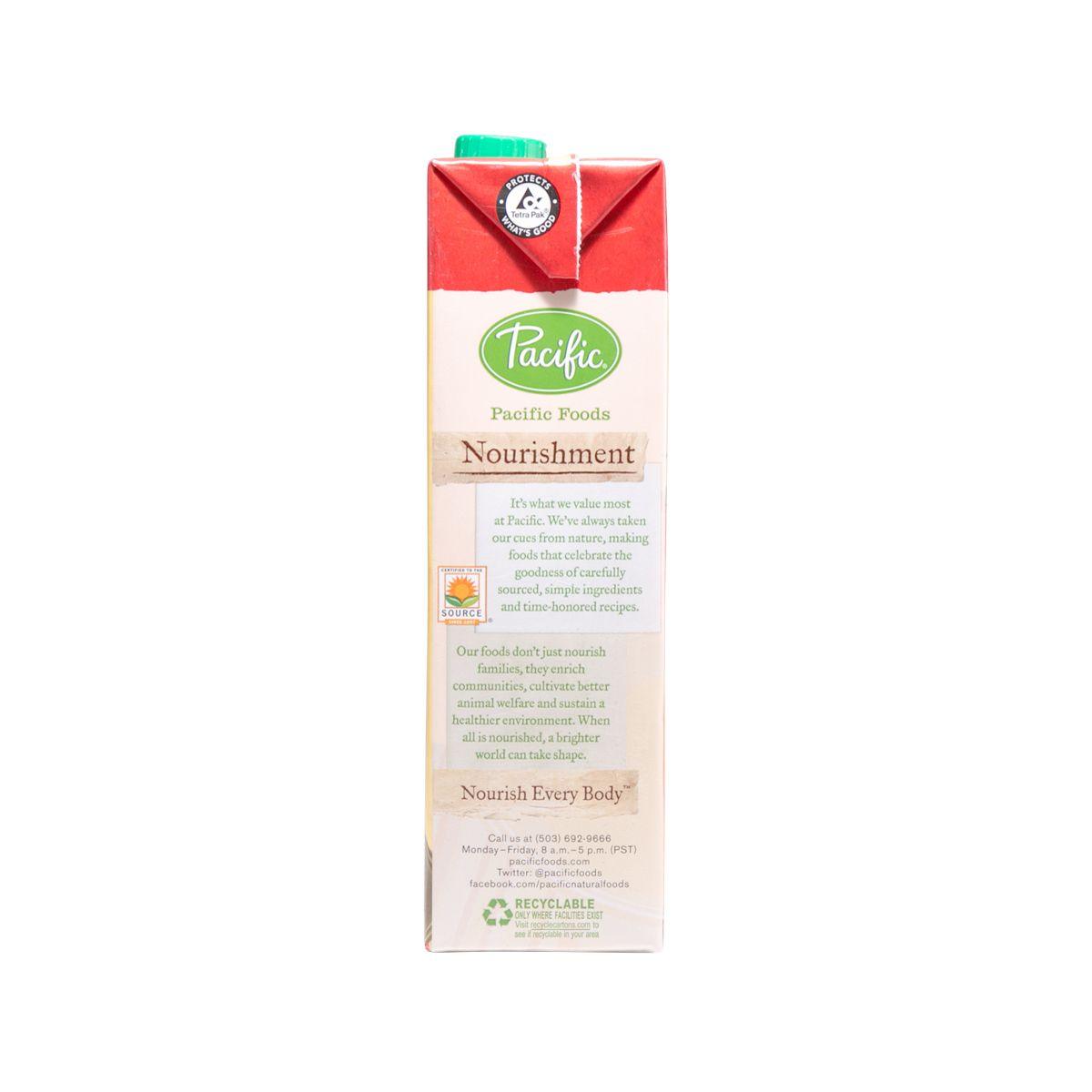 Pacific organic creamy tomato soup ingredient/nourishment panel with green cap