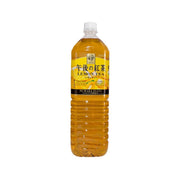 KIRIN lemon tea bottle, 1.5L, amber liquid with yellow label
