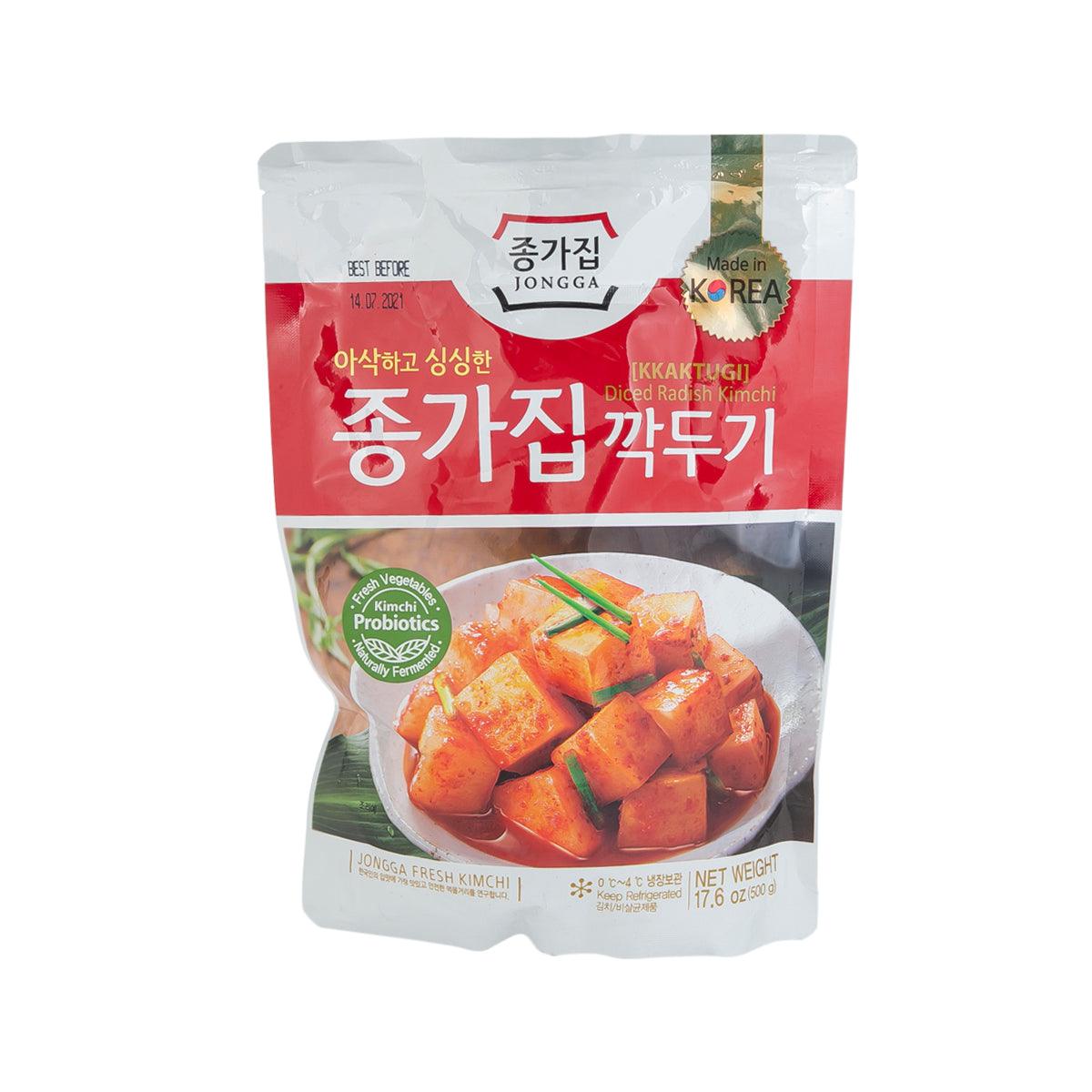 JONGGA Kkaktugi kimchi pouch with cubed radish kimchi, 17.6 oz