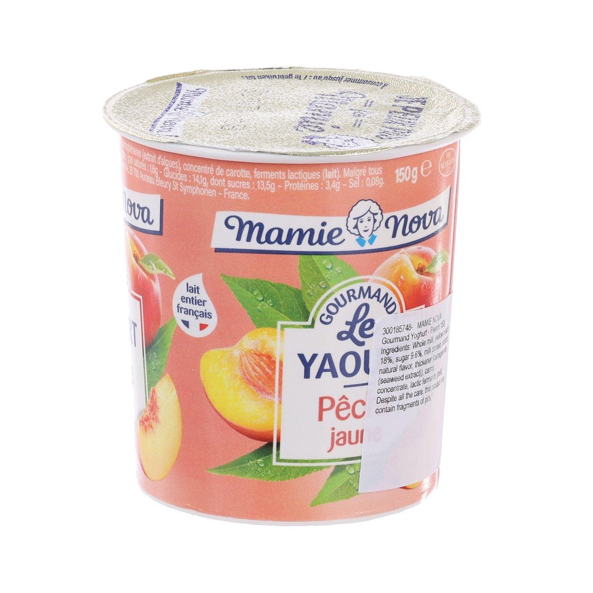 Mamie Nova peach yogurt cup, 150 g, with Gourmand yogurt branding and fruit.