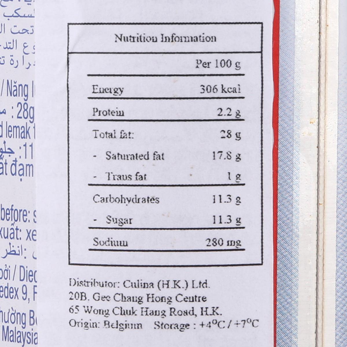 Nutrition facts panel on whipped cream spray can