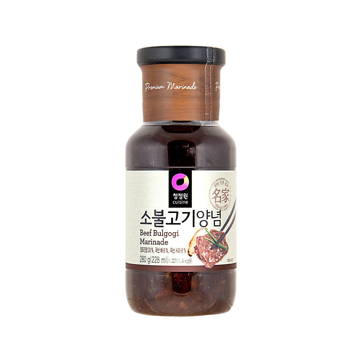 CHEONGJEONGWON beef bulgogi marinade bottle, 280g, dark brown sauce