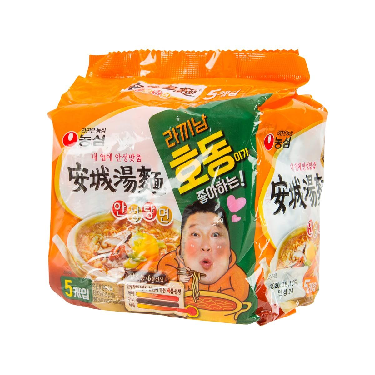 Nong Shim An Sung soup noodle 5-pack, side view with two pouches