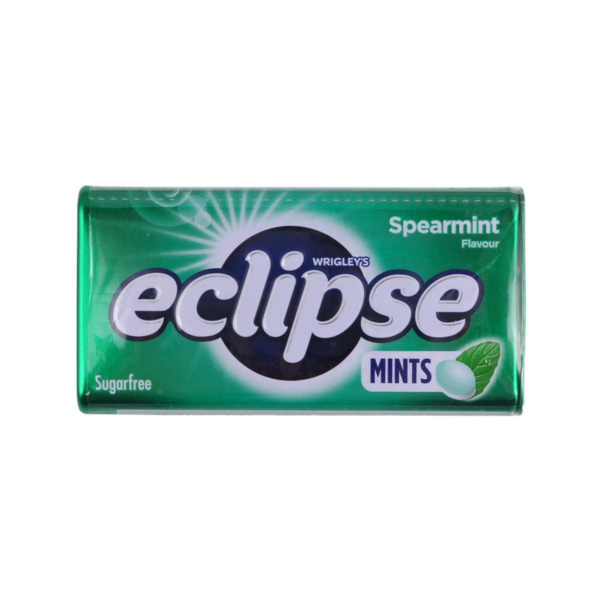 Green Eclipse sugarfree mints tube with Spearmint flavour front label
