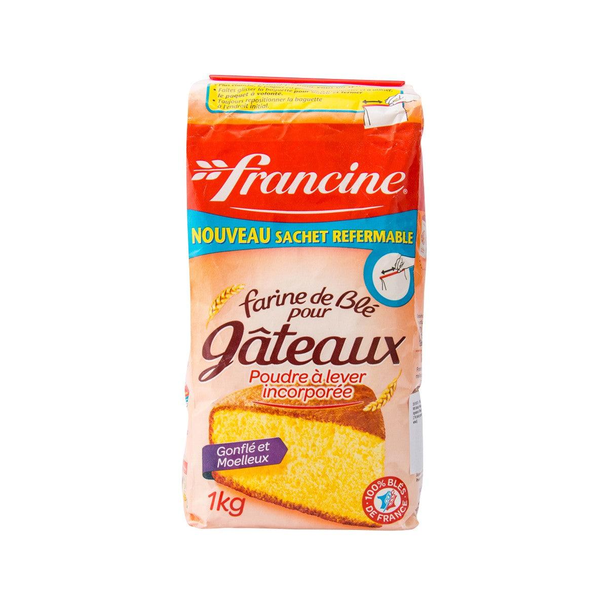 Resealable cake flour with baking powder, 1kg bag, orange and white front