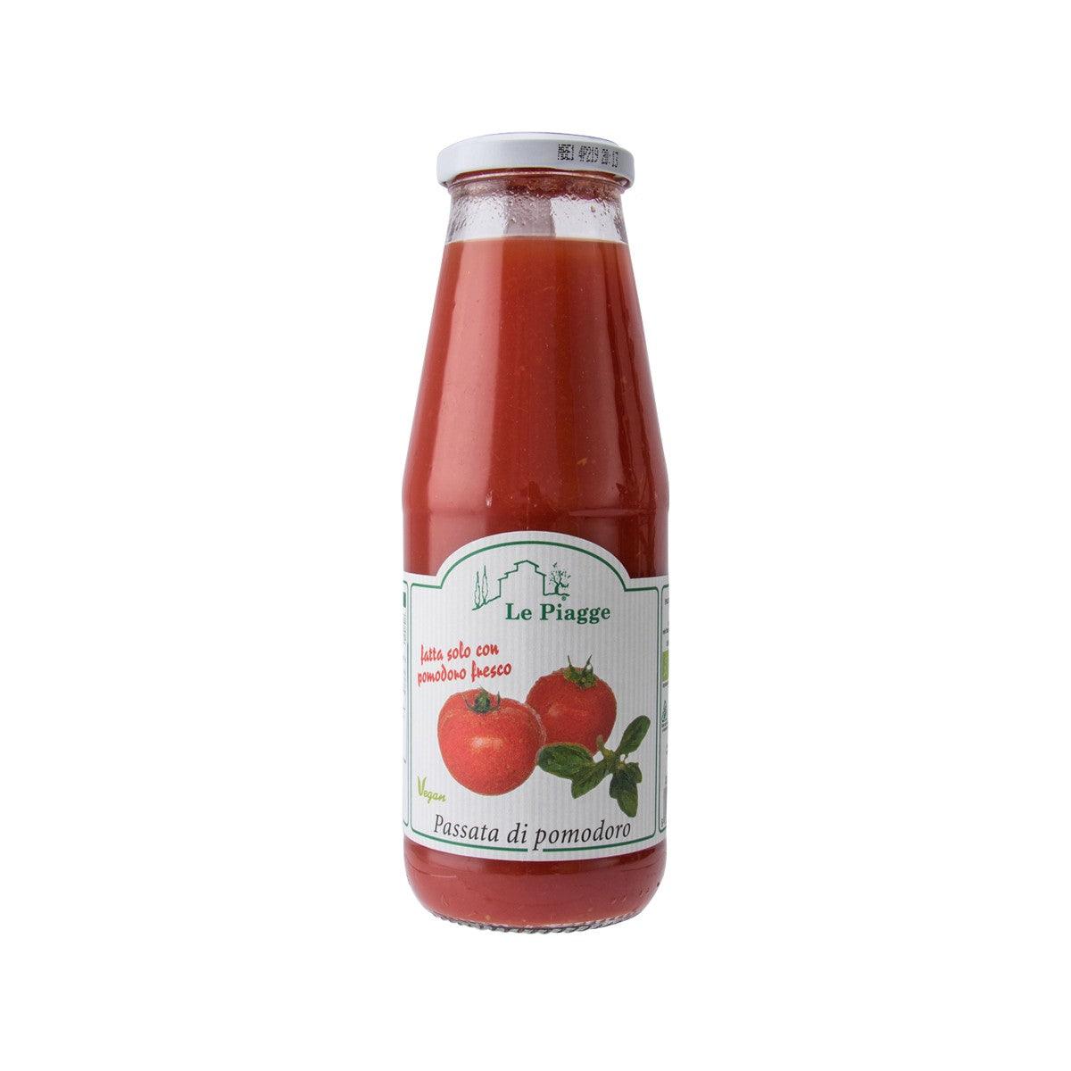 Organic tomato passata 690g in glass bottle, front label