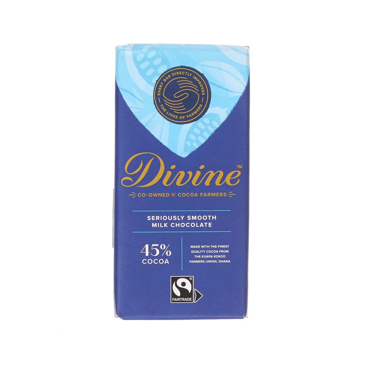 Milk chocolate pouch: Divine Seriously Smooth, 90g, 45% cocoa front label