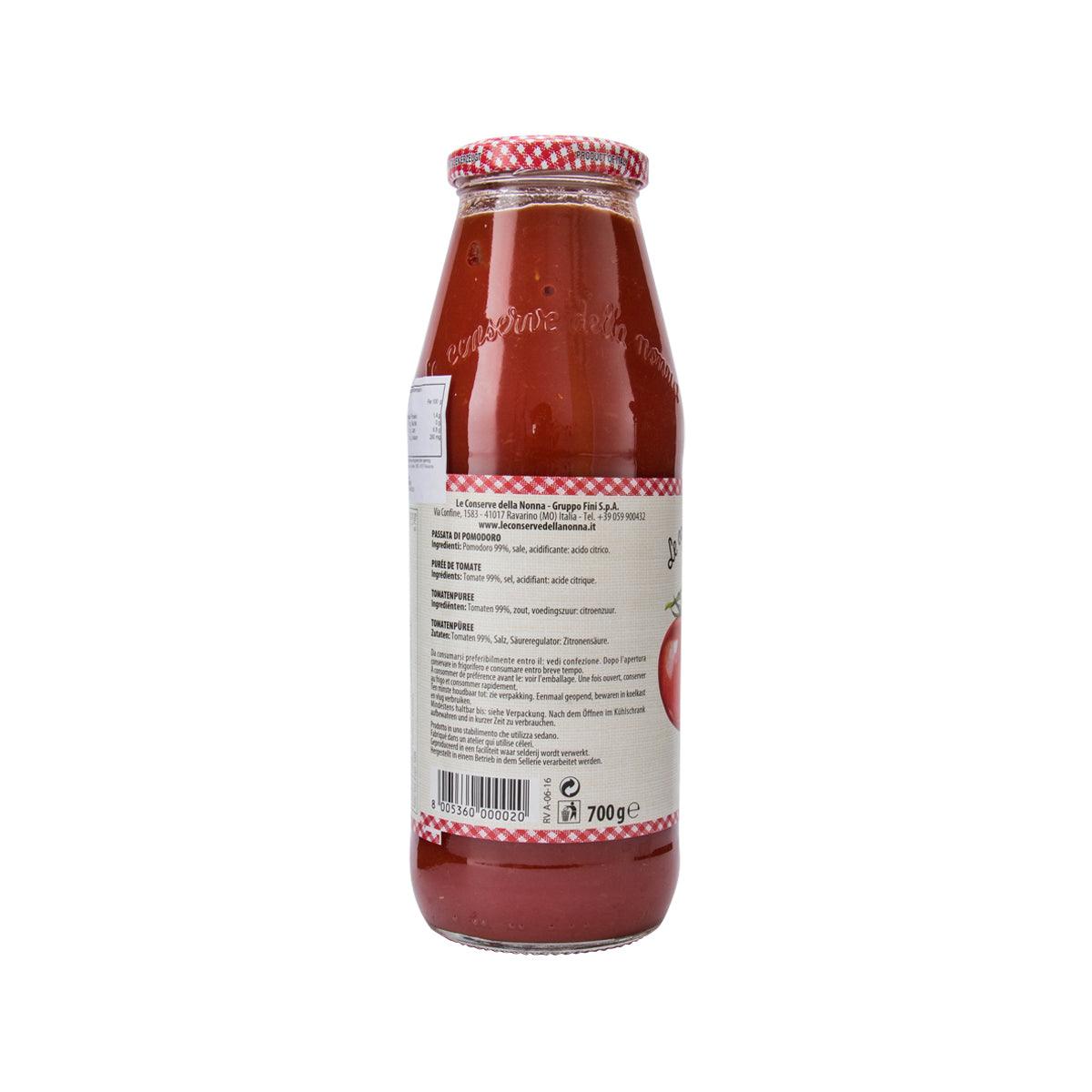 DELLA NONNA tomato puree bottle with back label, barcode, and nutrition text