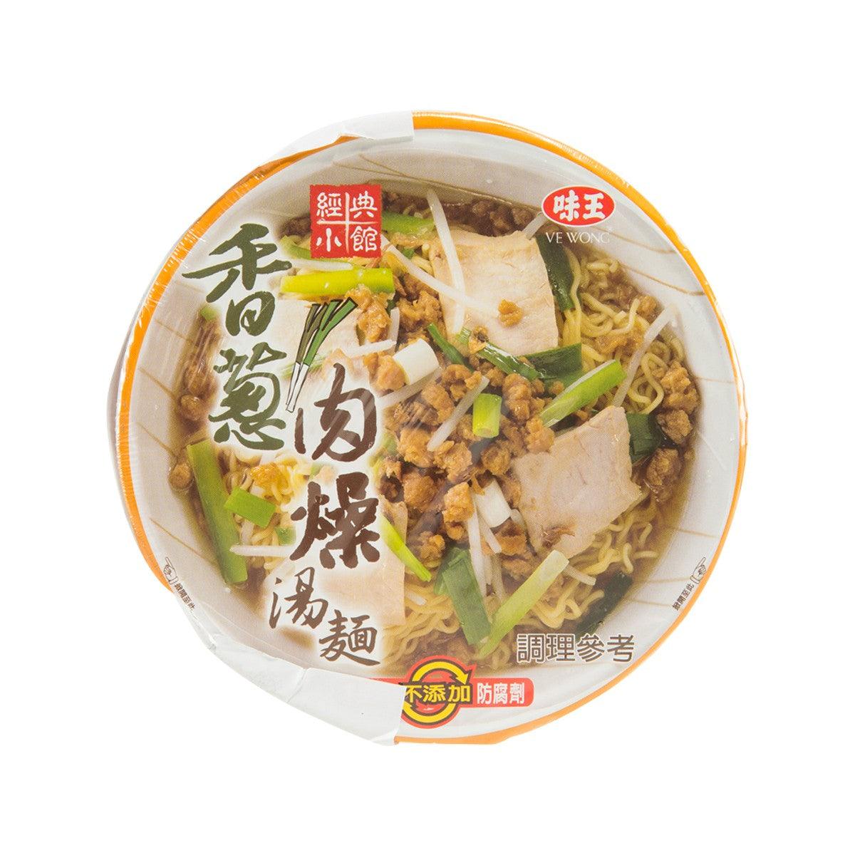 VE WONG onion minced pork instant noodle cup with broth and toppings