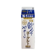 Mild drinking yogurt carton, 1000 mL, white with blue label