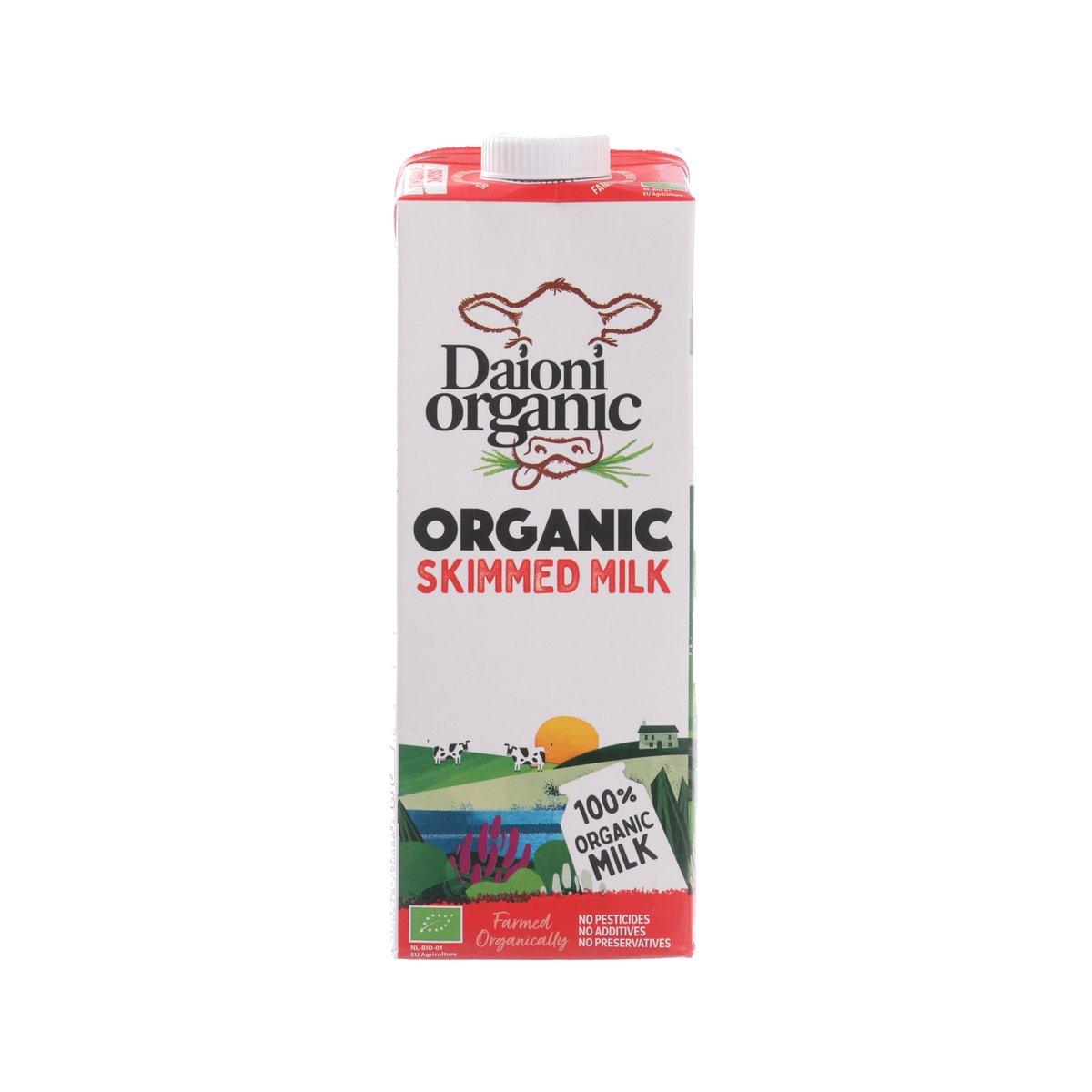 DAIONI organic skimmed milk carton, 1L, with red organic label and screw cap.