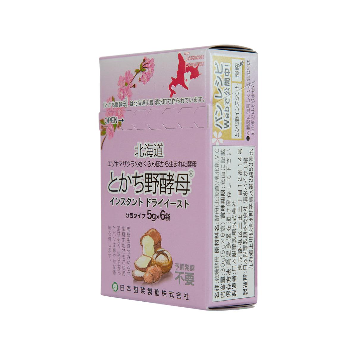 NITTEN Tokachino instant dried yeast box, side view with nutrition panel and text