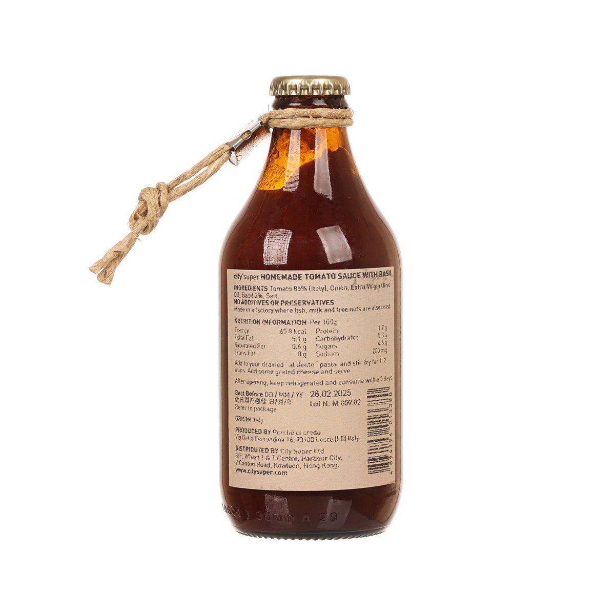 Homemade tomato sauce with basil, 330g glass bottle, back label visible, cork and rope.