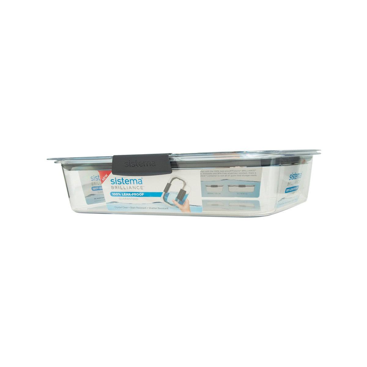 Rectangular 2L food storage box in clear plastic with hinged lid, black clasp