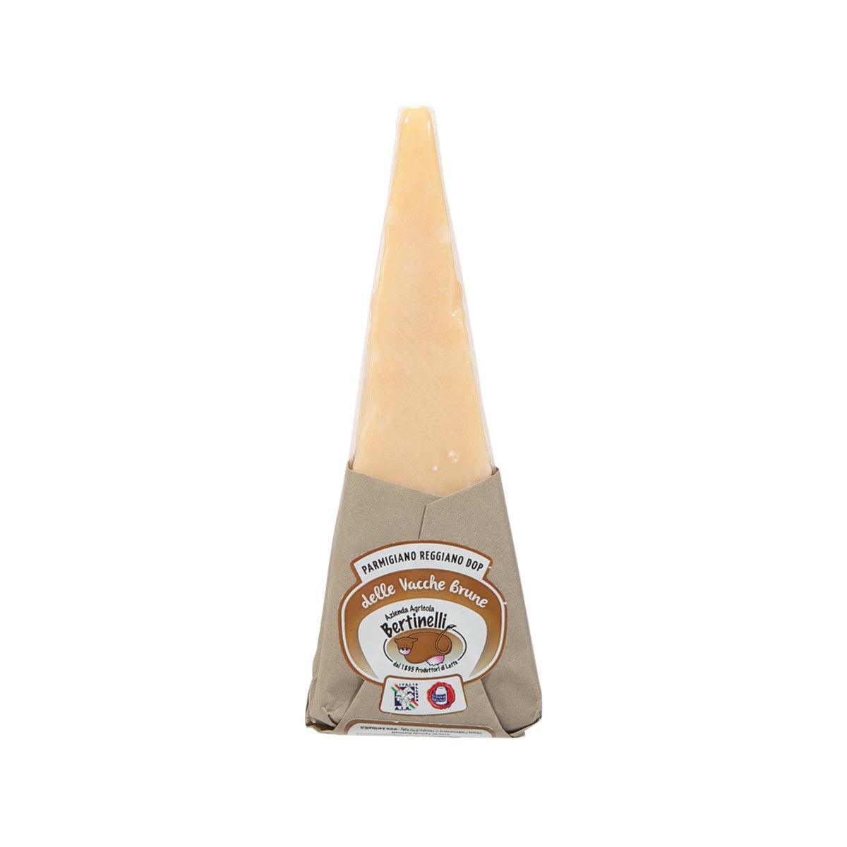 BERTINELLI Parmigiano Reggiano wedge hard cheese, pale yellow, with front label
