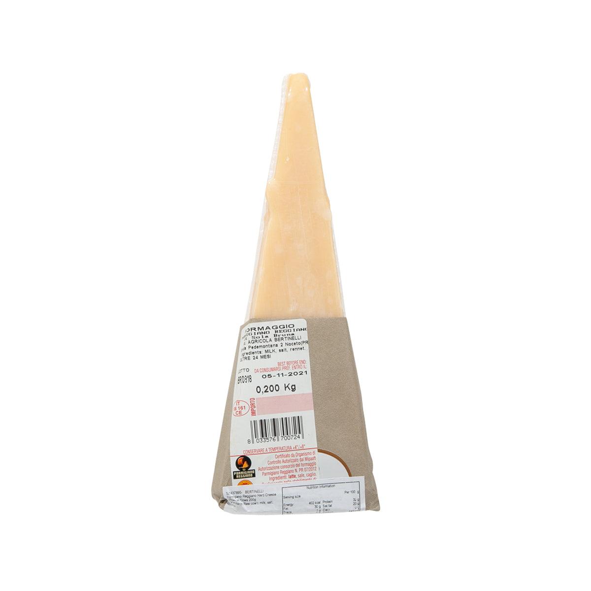 BERTINELLI Parmigiano Reggiano wedge hard cheese with back label and barcode
