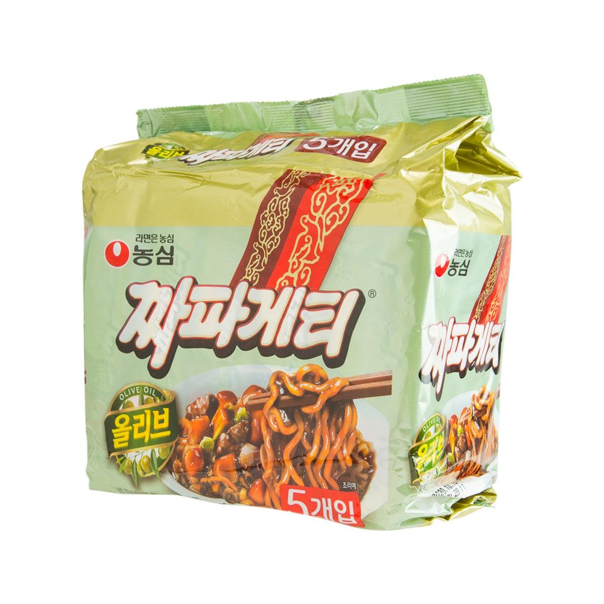 Chapaghetti instant noodle pack, angled view, 5-count serving label