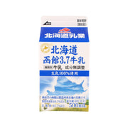 Hokkaido 3.7% milk carton, 500 mL, front label