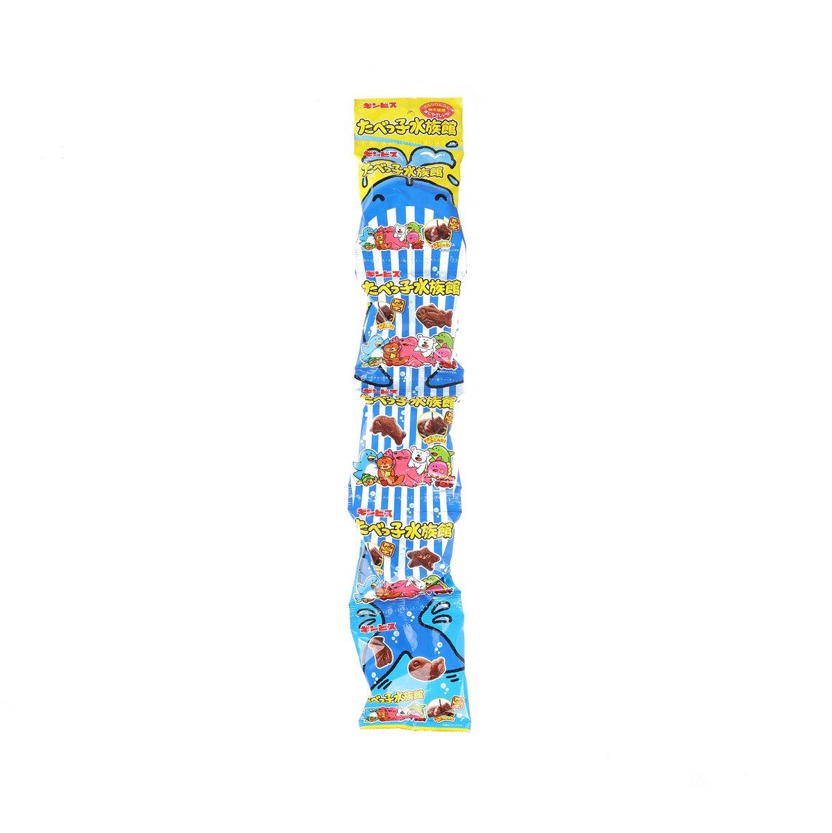 Aquarium-themed chocolate biscuit packs, front view of four sachets