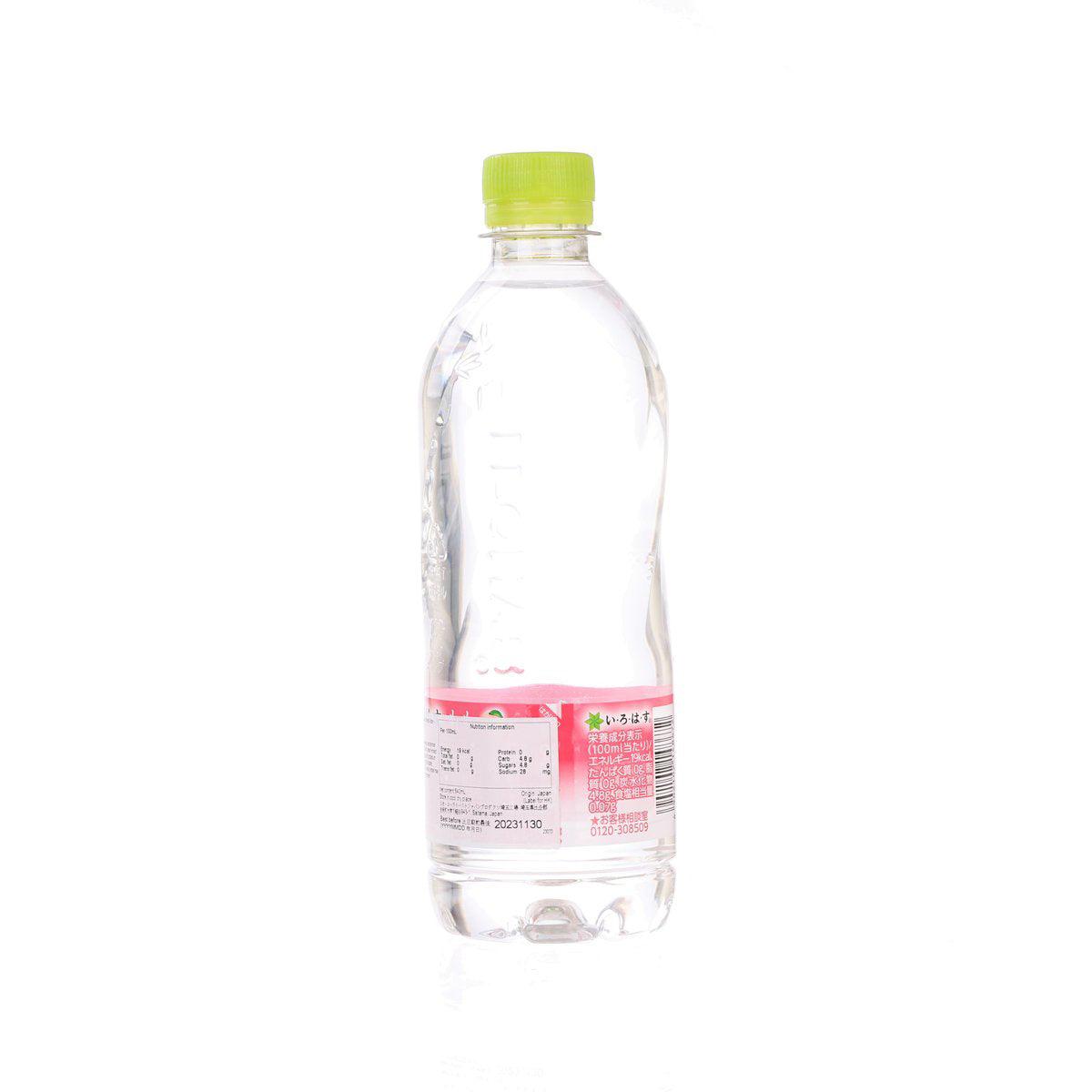 I-LOHAS clear PET mineral water bottle with green cap and back ingredient label