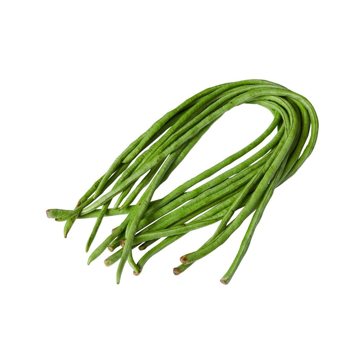 Organic long green beans bundle, fresh green pods