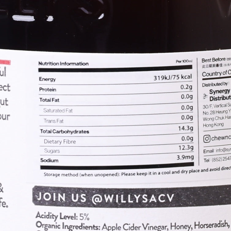 WILLY’S live apple cider vinegar label close-up with nutrition information and acidity level