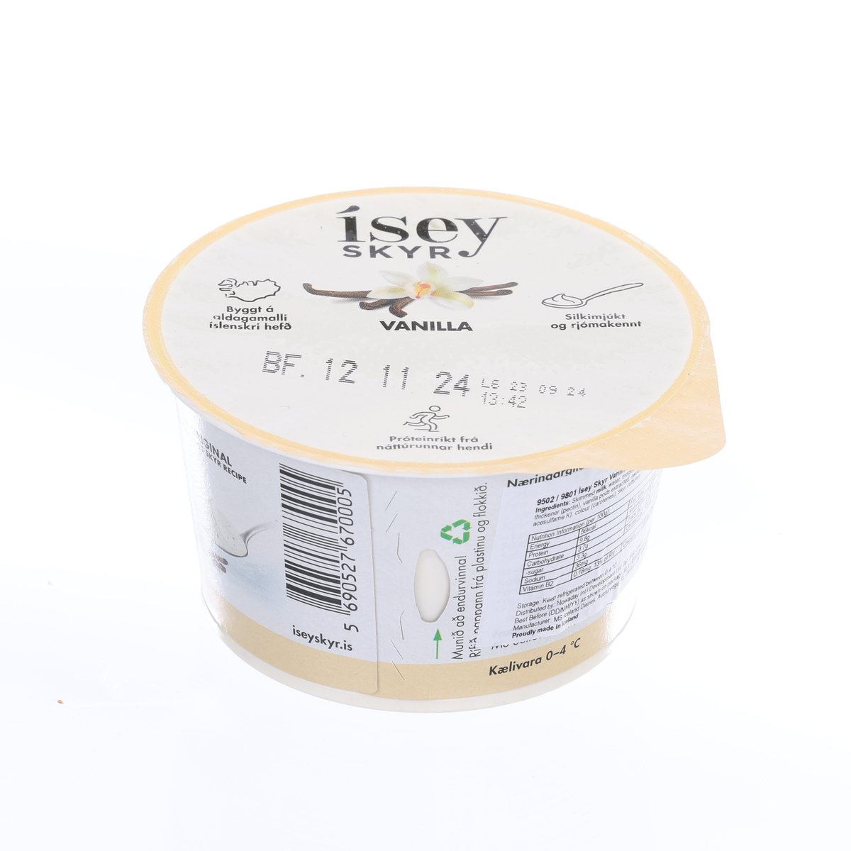 Vanilla skyr yogurt cup with top lid, cream color and vanilla label