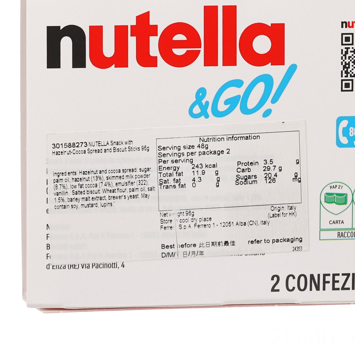 Nutella &Go nutrition label close-up with ingredients and serving information