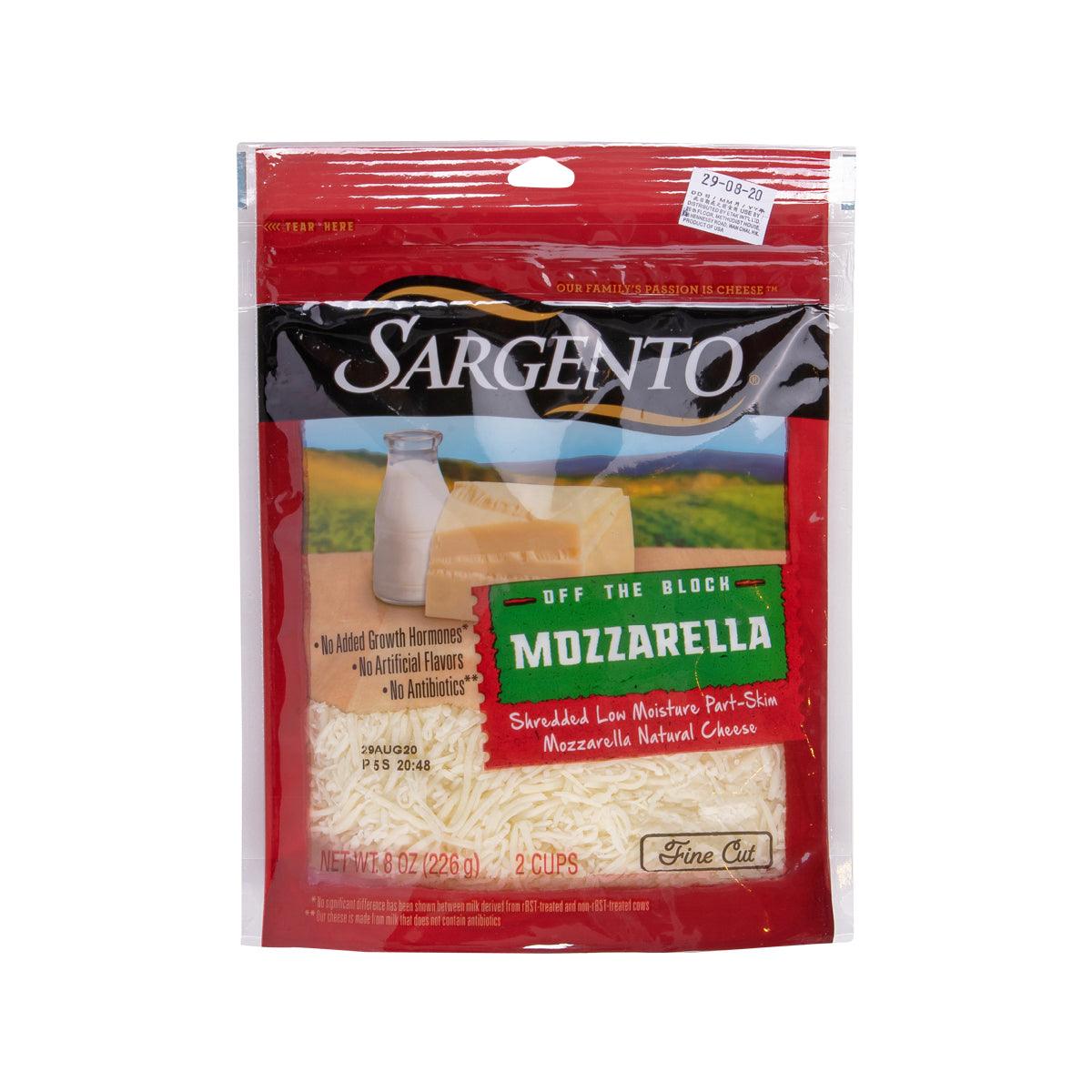 SARGENTO shredded mozzarella cheese pouch, 226g, front view