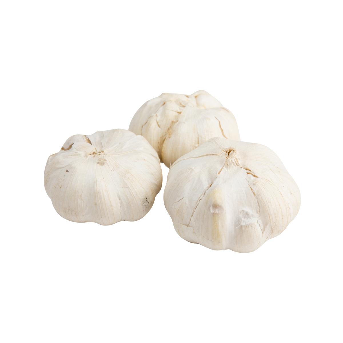 Whole Spanish garlic bulbs, 3-pack, pale white cloves in bag