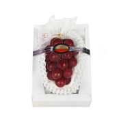 Ruby Roman grape pack with red grapes in white gift box