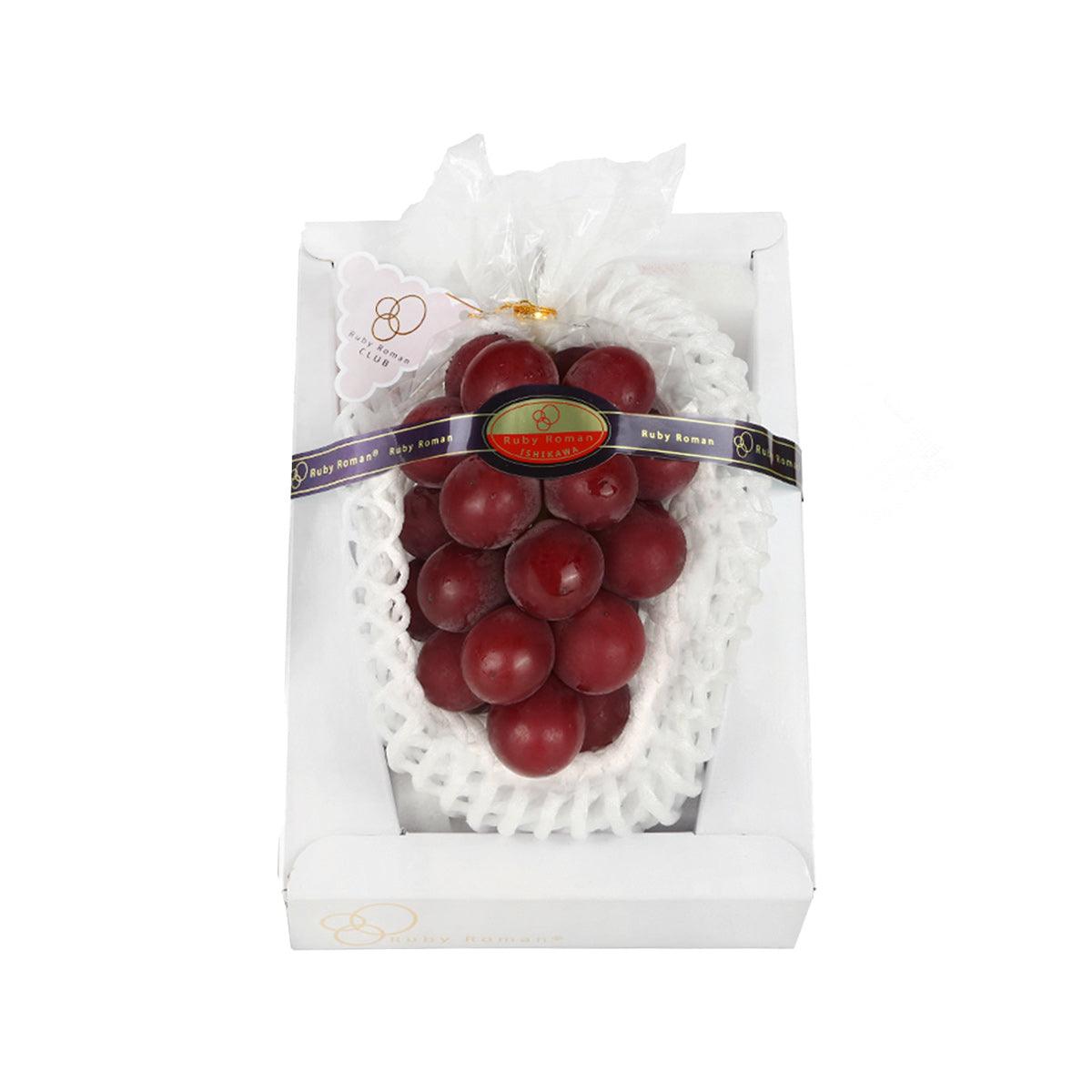 Ruby Roman grape pack with red grapes in white gift box