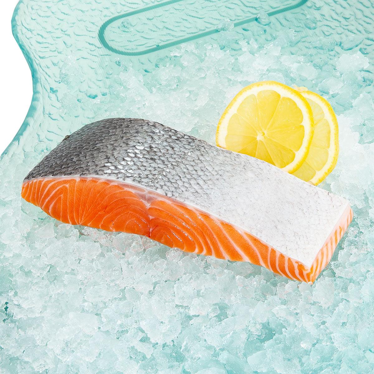 SANFORD chilled king salmon slice (200g) with lemon wedge