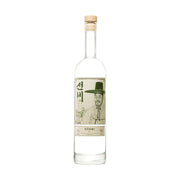 Gin bottle with cork stopper and cream label, 750 mL